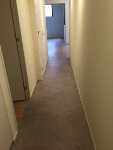 レグノ・コラージュ 102_廊下