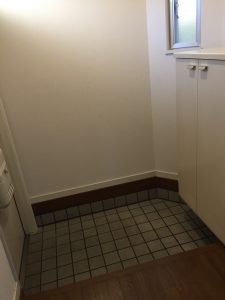 クレセント 101_玄関