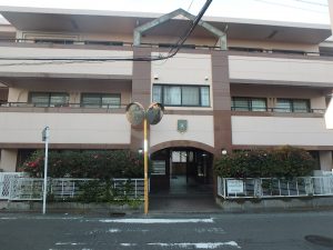 ヒルトップワレリ_駅からのアプローチ09