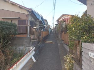 ヒルトップワレリ_駅からのアプローチ05