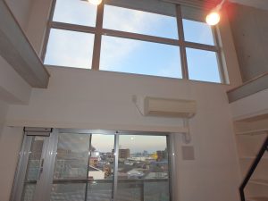 イイダアネックス７ 503_吹抜け03