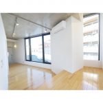 使い方はあなた次第♪お部屋より広い専用テラス付１R🌳🌞